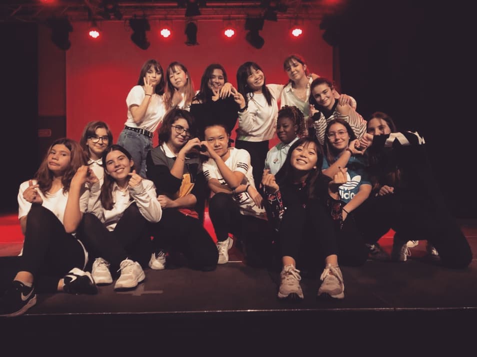 Clases y cursos de K-pop en Zaragoza - Bailarán
